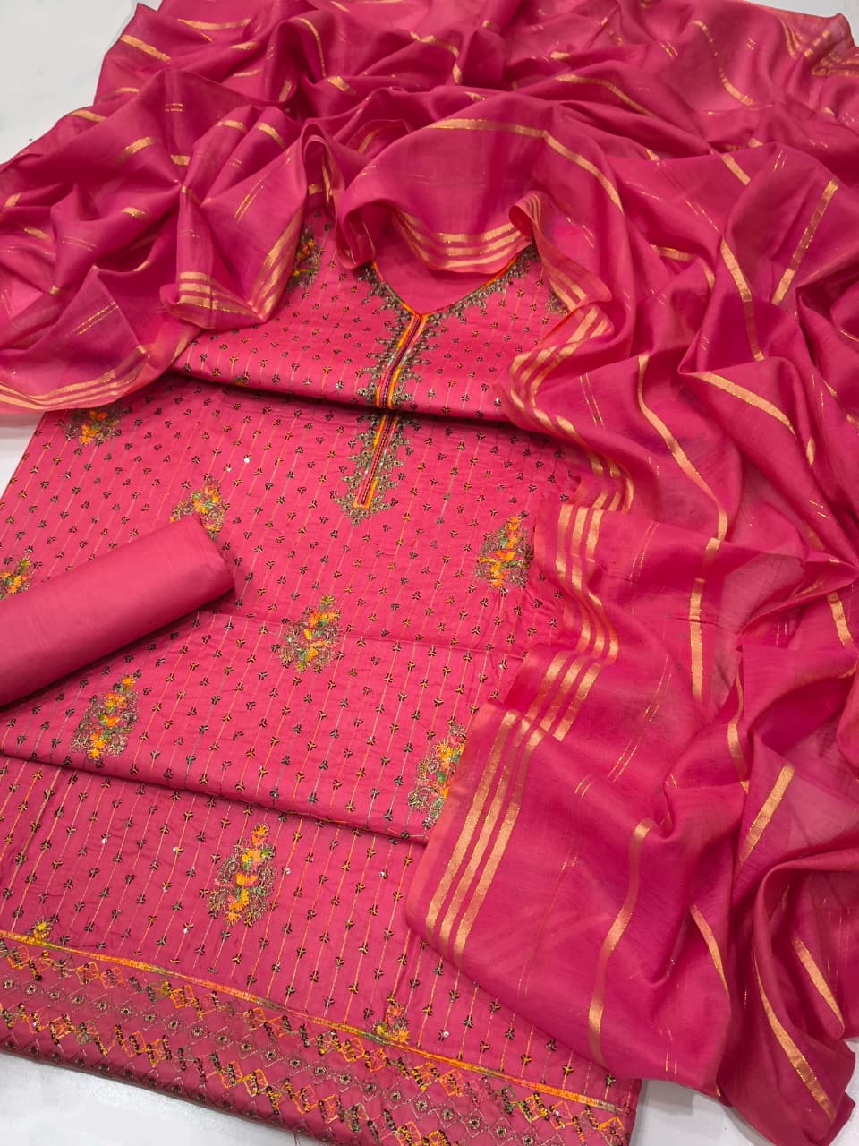 3pc Lawn Sequence Embroided Dress